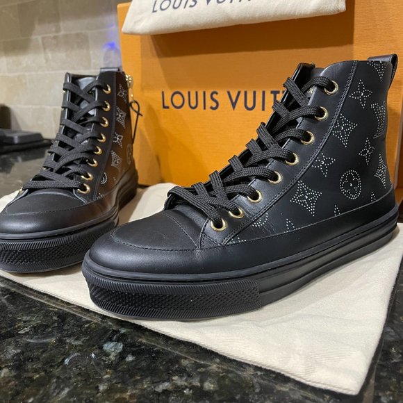 Louis Vuitton Stellar Sneaker - Picture 7 of 7